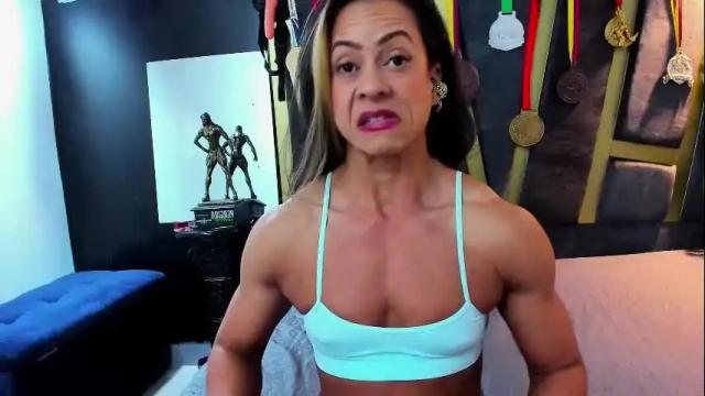 Image 2 of khloe_rossich Stream on Chaturbate on 11 days ago