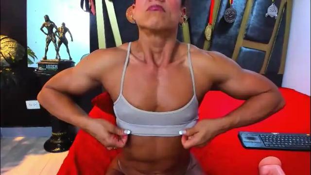 Image 8 of khloe_rossich Stream on Chaturbate on 2 months ago
