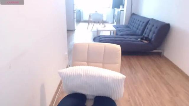 Image 2 of khloe_star Stream on Chaturbate on 13 months ago