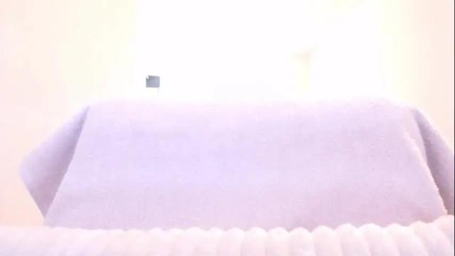Image 3 of khloe_star Stream on Chaturbate on 3 days ago