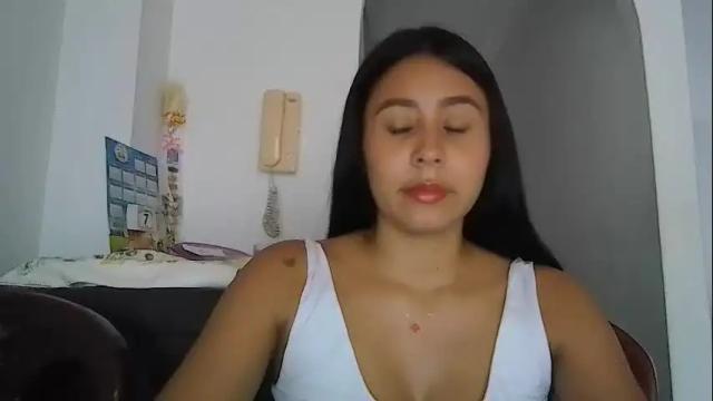 Image 10 of khloe_sweet18_ Stream on Chaturbate on 2 months ago