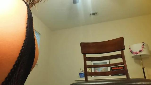 Image 11 of khloeexoxo Stream on Chaturbate on 7 days ago