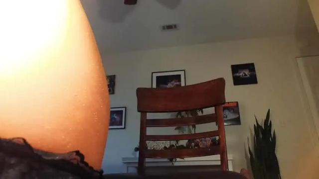 Image 3 of khloeexoxo Stream on Chaturbate on 1 month ago
