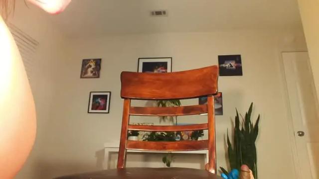 Image 4 of khloeexoxo Stream on Chaturbate on 5 months ago