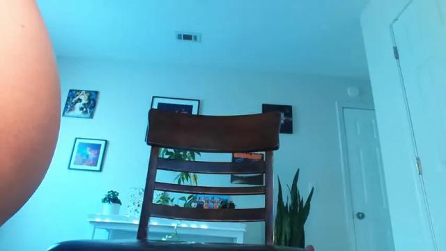 Image 12 of khloeexoxo Stream on Chaturbate on 4 months ago