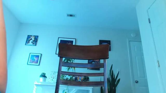 Image 7 of khloeexoxo Stream on Chaturbate on 17 days ago