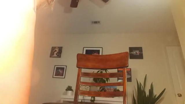 Image 4 of khloeexoxo Stream on Chaturbate on 4 days ago