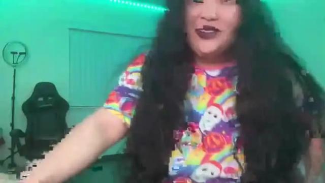 Image 10 of khmerdoll Stream on Chaturbate on 15 months ago