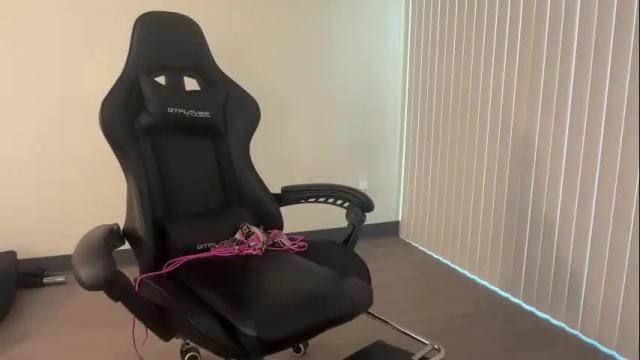 Image 12 of khmerdoll Stream on Chaturbate on 1 month ago