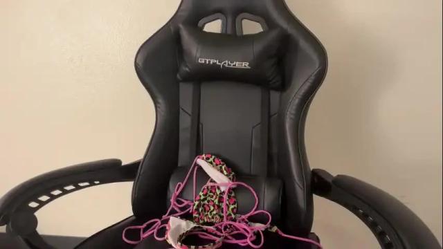 Image 10 of khmerdoll Stream on Chaturbate on 1 day ago