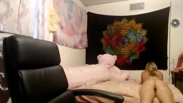 Image 12 of khwildnnout Stream on Chaturbate on 18 months ago