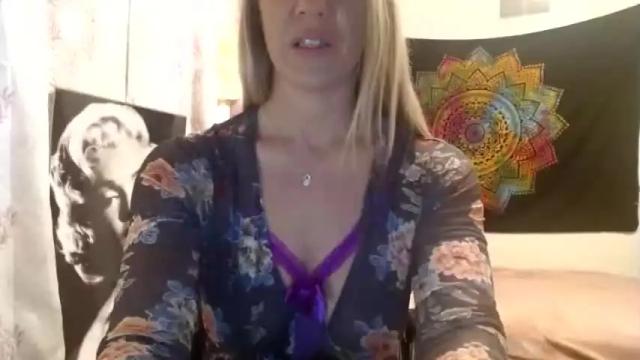 Image 2 of khwildnnout Stream on Chaturbate on 17 months ago