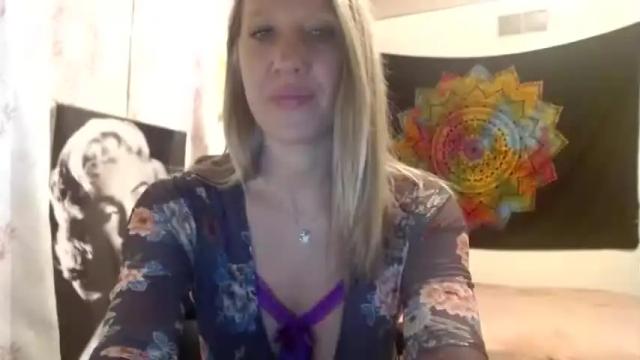 Image 8 of khwildnnout Stream on Chaturbate on 17 months ago