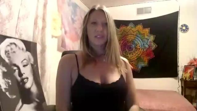 Image 11 of khwildnnout Stream on Chaturbate on 16 months ago