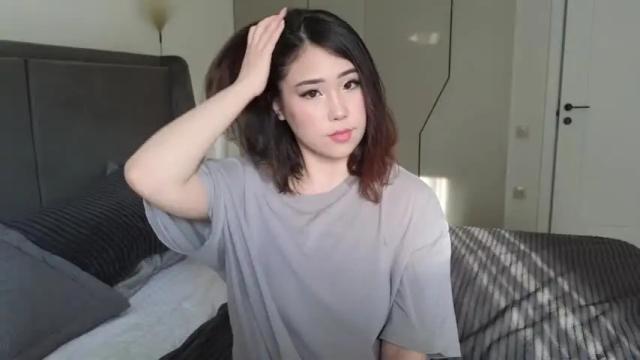 Image 2 of ki_mi Stream on Chaturbate on 29 days ago