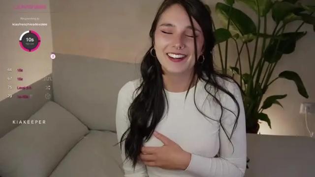 Image 11 of kiakeeper Stream on Chaturbate on 15 months ago