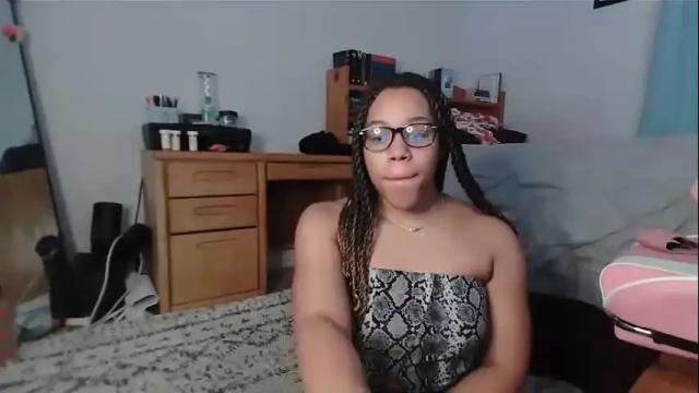 Thumbnail 1, kialeone's Stream at Chaturbate, 16 months ago