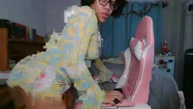 Image 7 of kialeone Stream on Chaturbate on 15 months ago