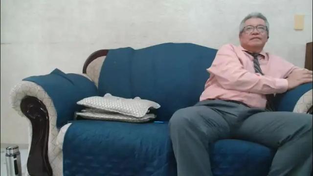 Image 3 of kiaming Stream on Chaturbate on 1 month ago