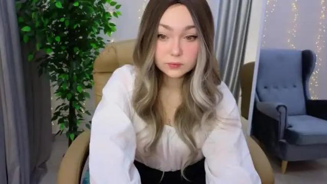 Image 2 of kiana_blush Stream on Chaturbate on 21 months ago