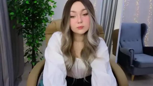 Thumbnail 2, kiana_blush's Stream at Chaturbate, 21 months ago