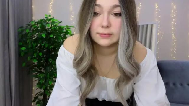 Image 10 of kiana_blush Stream on Chaturbate on 20 months ago
