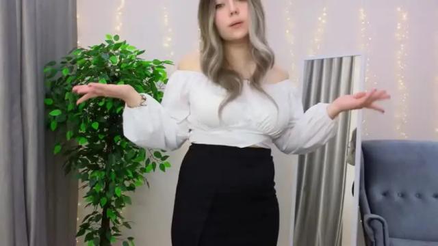 Image 11 of kiana_blush Stream on Chaturbate on 20 months ago