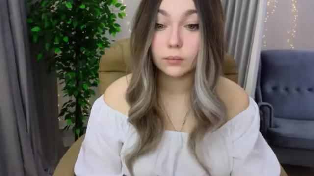 Image 2 of kiana_blush Stream on Chaturbate on 20 months ago
