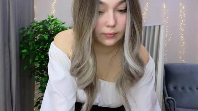 Image 7 of kiana_blush Stream on Chaturbate on 20 months ago