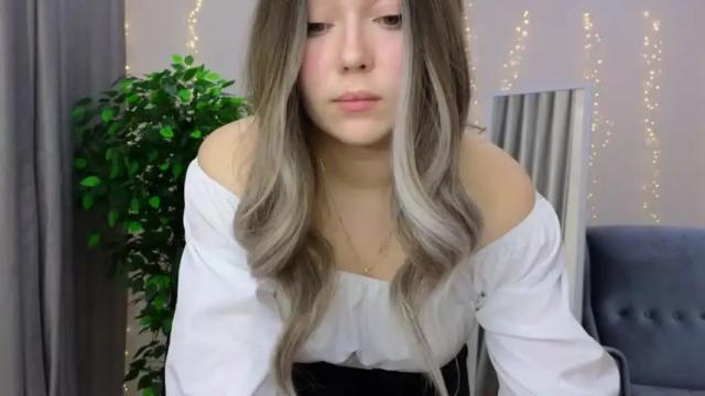 Image 8 of kiana_blush Stream on Chaturbate on 20 months ago