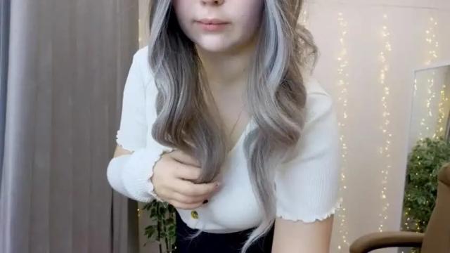 Image 7 of kiana_blush Stream on Chaturbate on 20 months ago