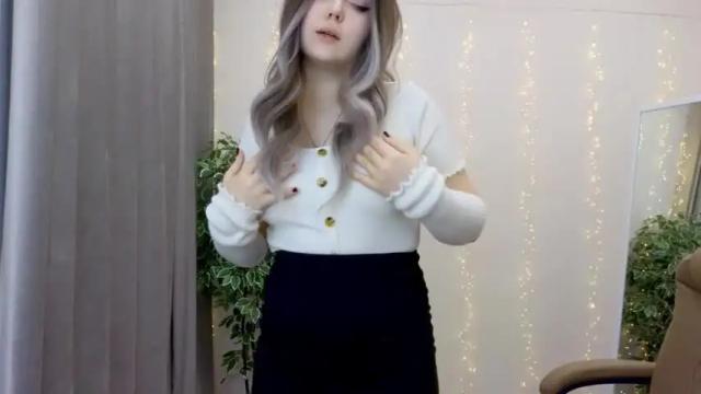 Image 8 of kiana_blush Stream on Chaturbate on 20 months ago