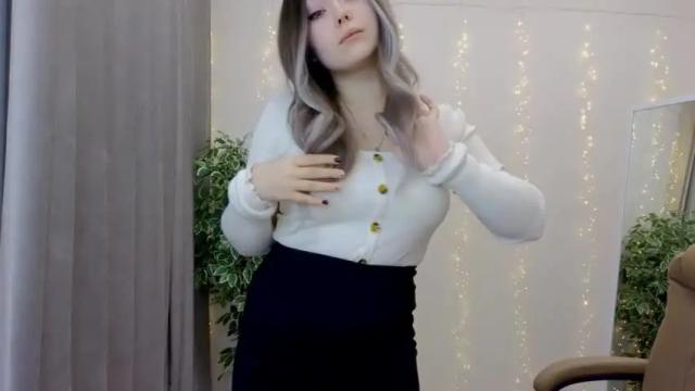 Thumbnail 3, kiana_blush's Stream at Chaturbate, 20 months ago