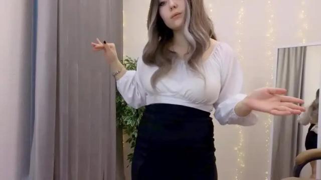 Image 10 of kiana_blush Stream on Chaturbate on 20 months ago