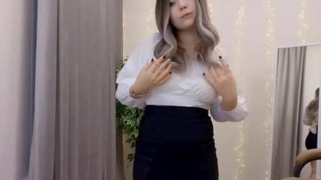 Image 12 of kiana_blush Stream on Chaturbate on 20 months ago