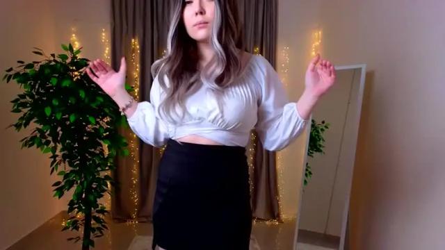Image 12 of kiana_blush Stream on Chaturbate on 20 months ago