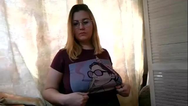 Image 6 of kianna_dior_ Stream on Chaturbate on 1 month ago
