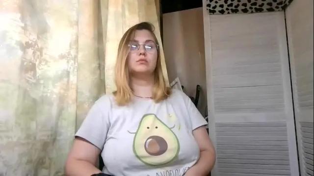Image 12 of kianna_dior_ Stream on Chaturbate on 1 month ago