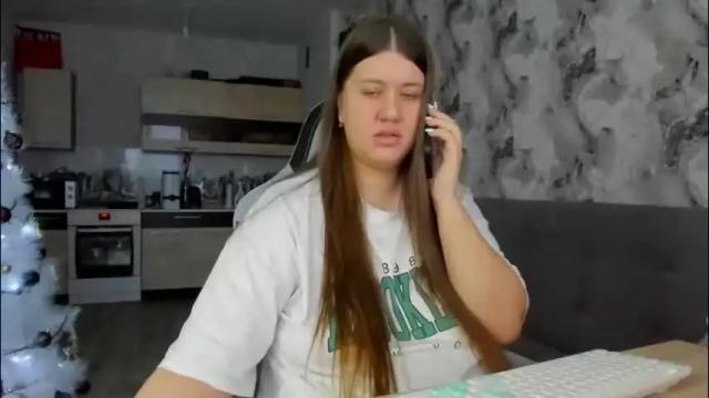 Image 2 of kianna_dior_ Stream on Chaturbate on 16 days ago