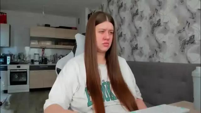 Image 3 of kianna_dior_ Stream on Chaturbate on 5 days ago