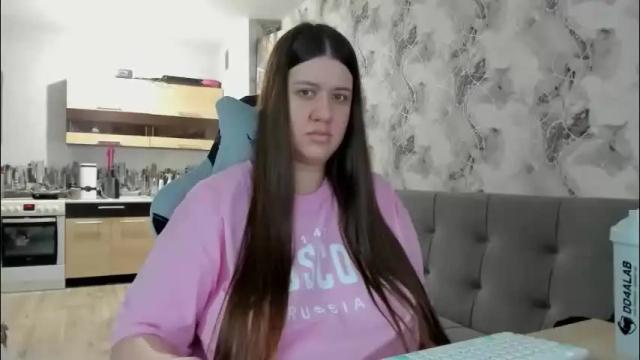 Image 4 of kianna_dior_ Stream on Chaturbate on 9 hours ago