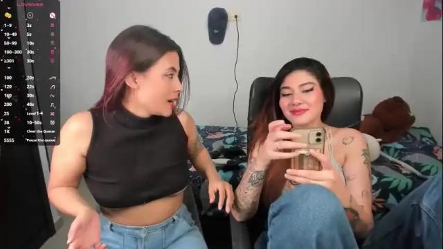 Image 11 of kiara_and_evelyn Stream on Chaturbate on 2 months ago
