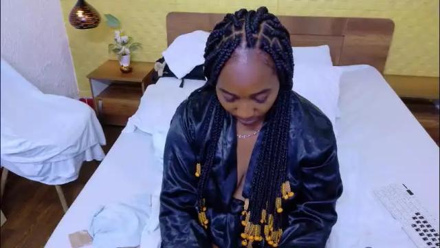 Image 10 of kiara_evanss Stream on Chaturbate on 1 month ago