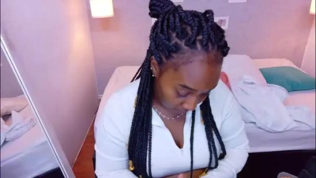 Image 3 of kiara_evanss Stream on Chaturbate on 1 month ago