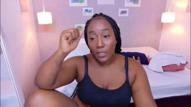 Image 12 of kiara_evanss Stream on Chaturbate on 1 month ago