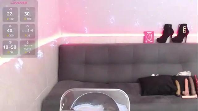 Image 3 of kiara_scottt Stream on Chaturbate on 8 days ago