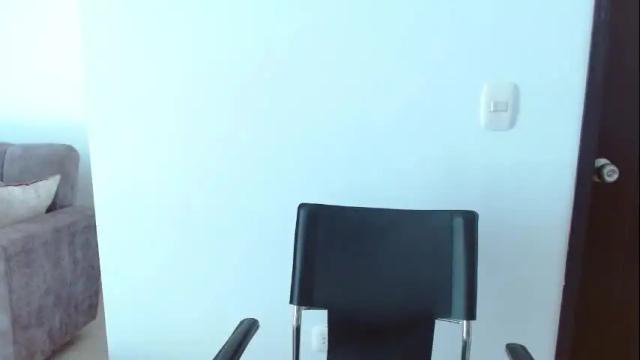 Image 4 of kiarabenedetti Stream on Chaturbate on 1 month ago
