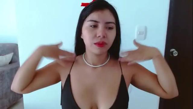 Image 7 of kiarabenedetti Stream on Chaturbate on 1 month ago