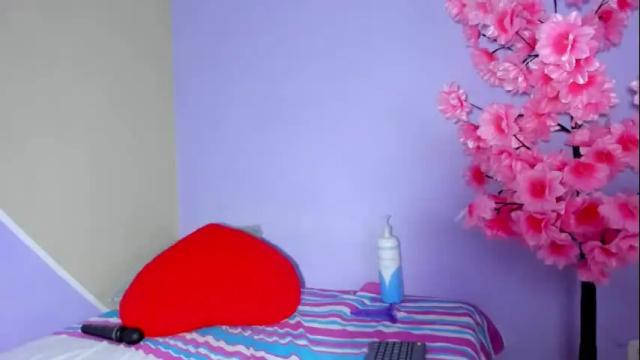 Image 10 of kiarabenedetti Stream on Chaturbate on 1 month ago