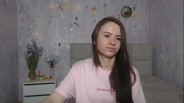 Image 10 of kiaracriegs Stream on Chaturbate on 17 days ago